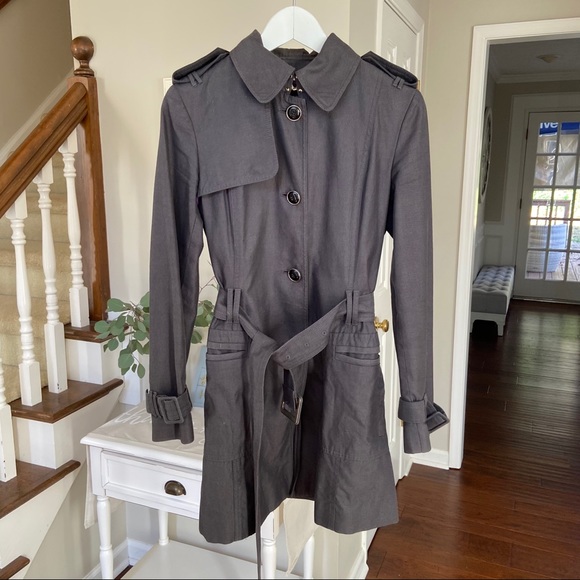 Banana Republic Trench Coat - Picture 1 of 5